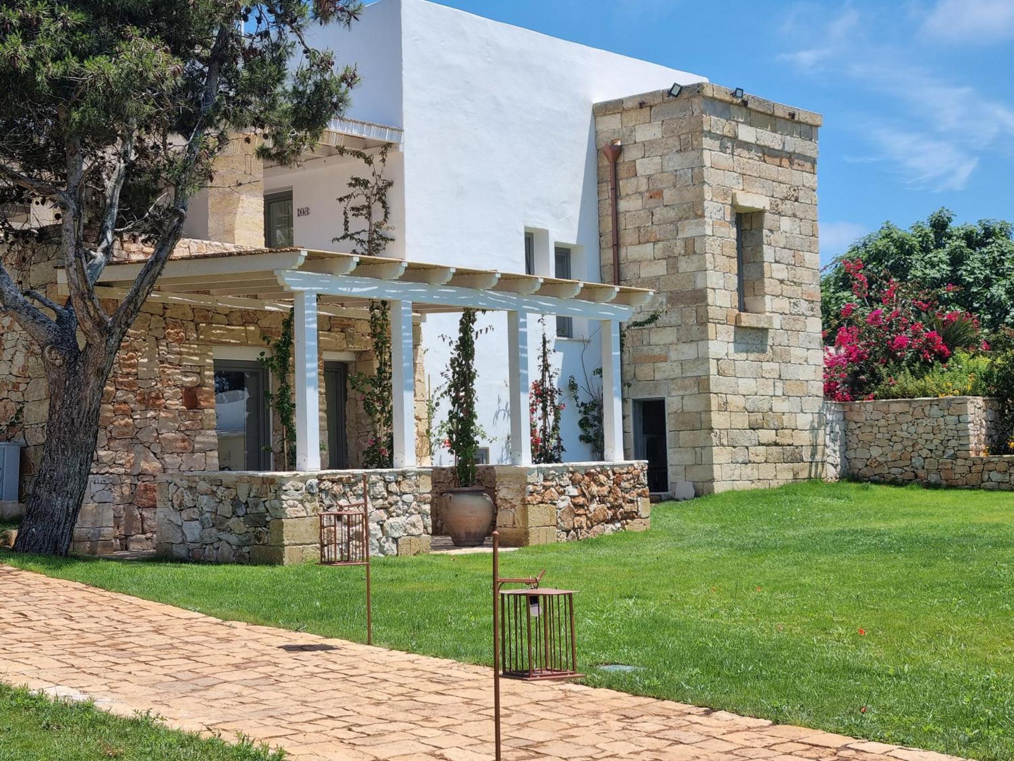 Masseria Baroni Di Montesardo Lido Marini Exterior photo